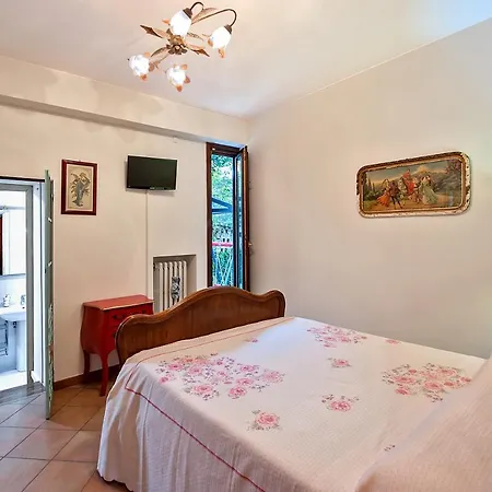 A Casa Di Galdino E Vittorianna Apartment L'Aquila Exterior photo